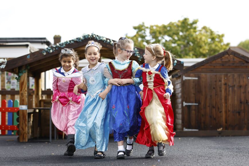 Shears Green Infant School officially joins Hornchurch Academy Trust